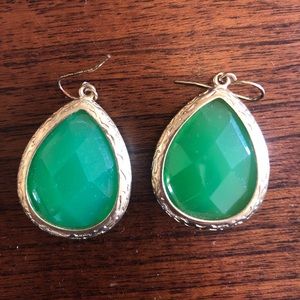 Teardrop emerald earrings
